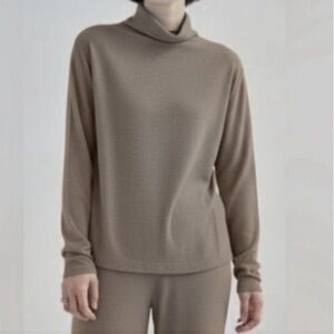 Wilfred Free Lounge Mock Turtleneck Sweater Size Medium Light Brown